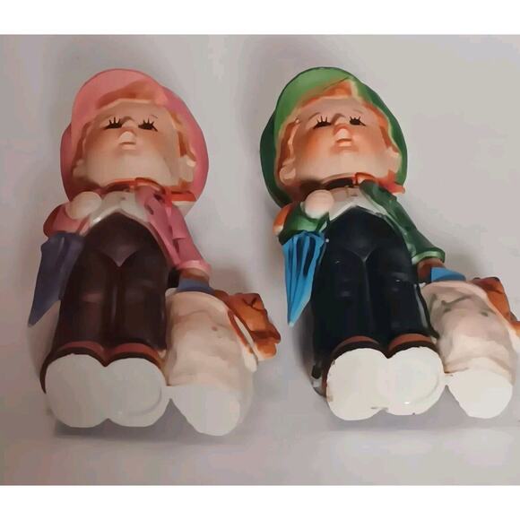 2 Vintage Plastic Boy Figurines Umbrella Bag with Teddy Bear Hong Kong - Picture 8 of 13